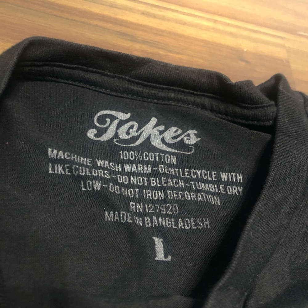 Cali tee - Picture 3 of 3